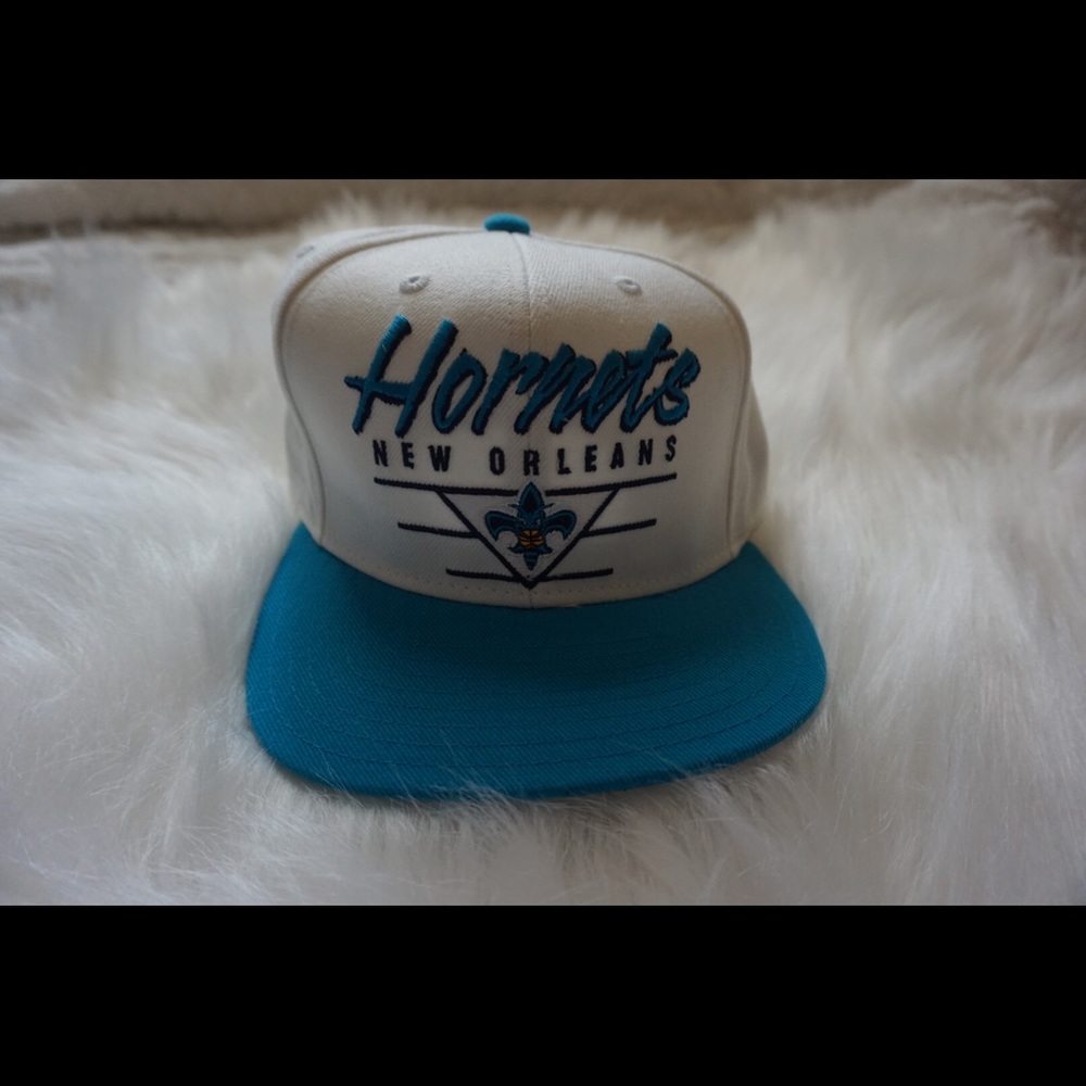 New Orleans pelicans hat